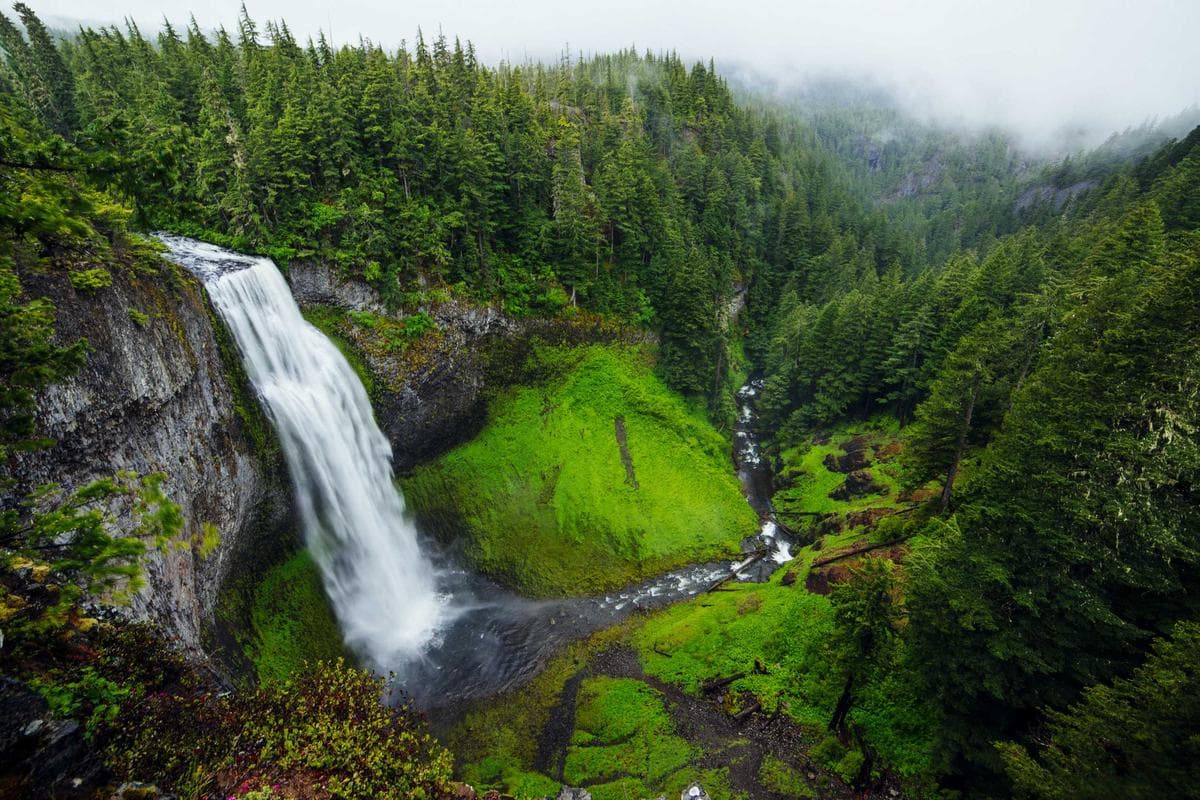 Bopath Ella Falls